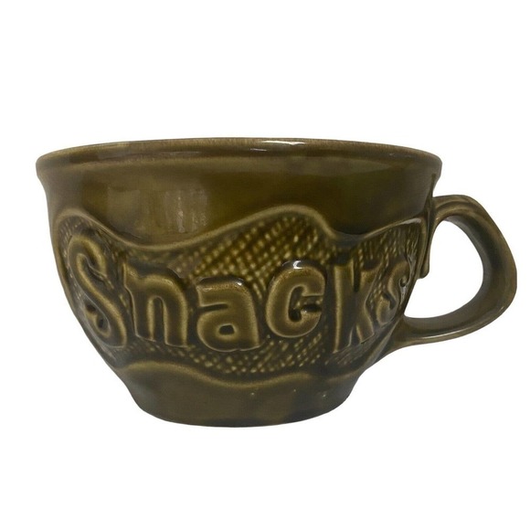 Vintage McCoy "SNACKS" Bowl Handled Popcorn Serving #7521 Green 1970's Pottery - Picture 1 of 4